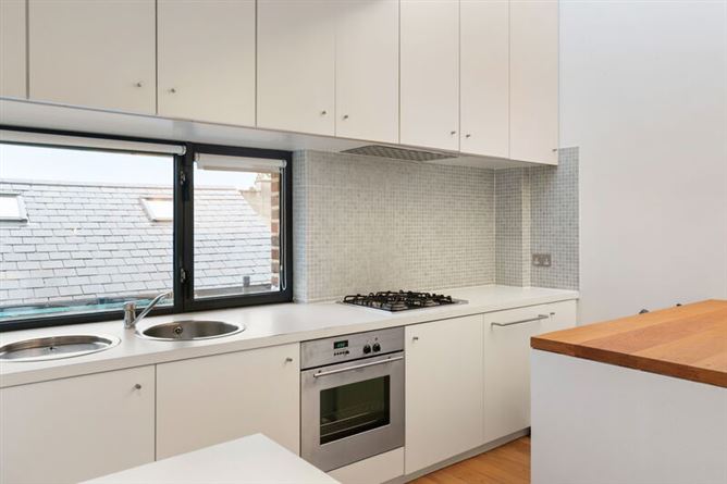86 Waterloo place, Ballsbridge, Dublin 4