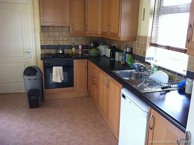 Photo 7 of 16 — 2 Allendale Drive, Clonsilla, Dublin 15