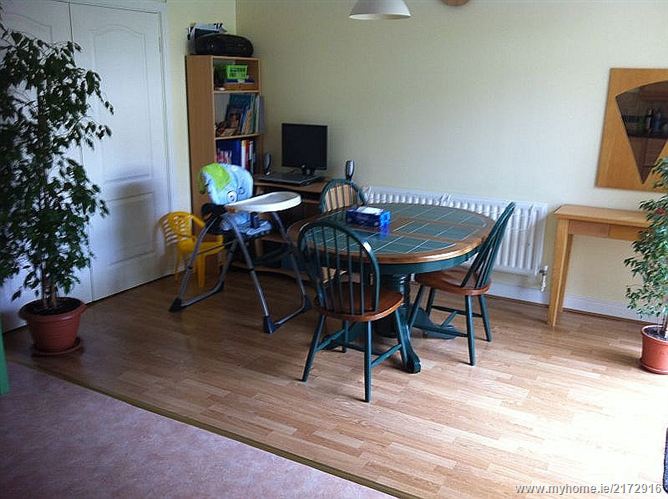 Photo 8 of 16 — 2 Allendale Drive, Clonsilla, Dublin 15
