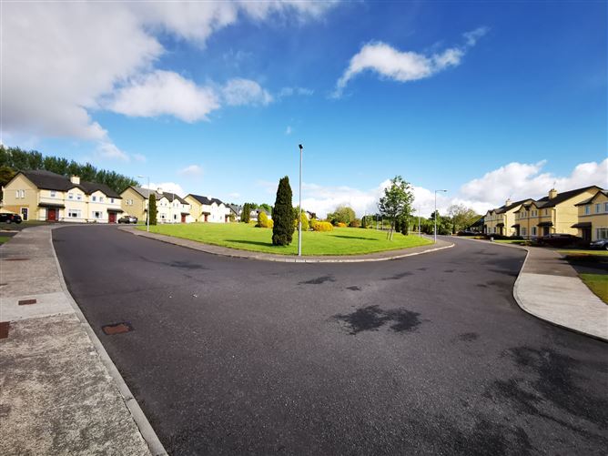 12 The Crescent, Churchfield, Knock, Co. Mayo
