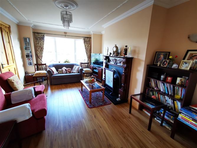 12 The Crescent, Churchfield, Knock, Co. Mayo