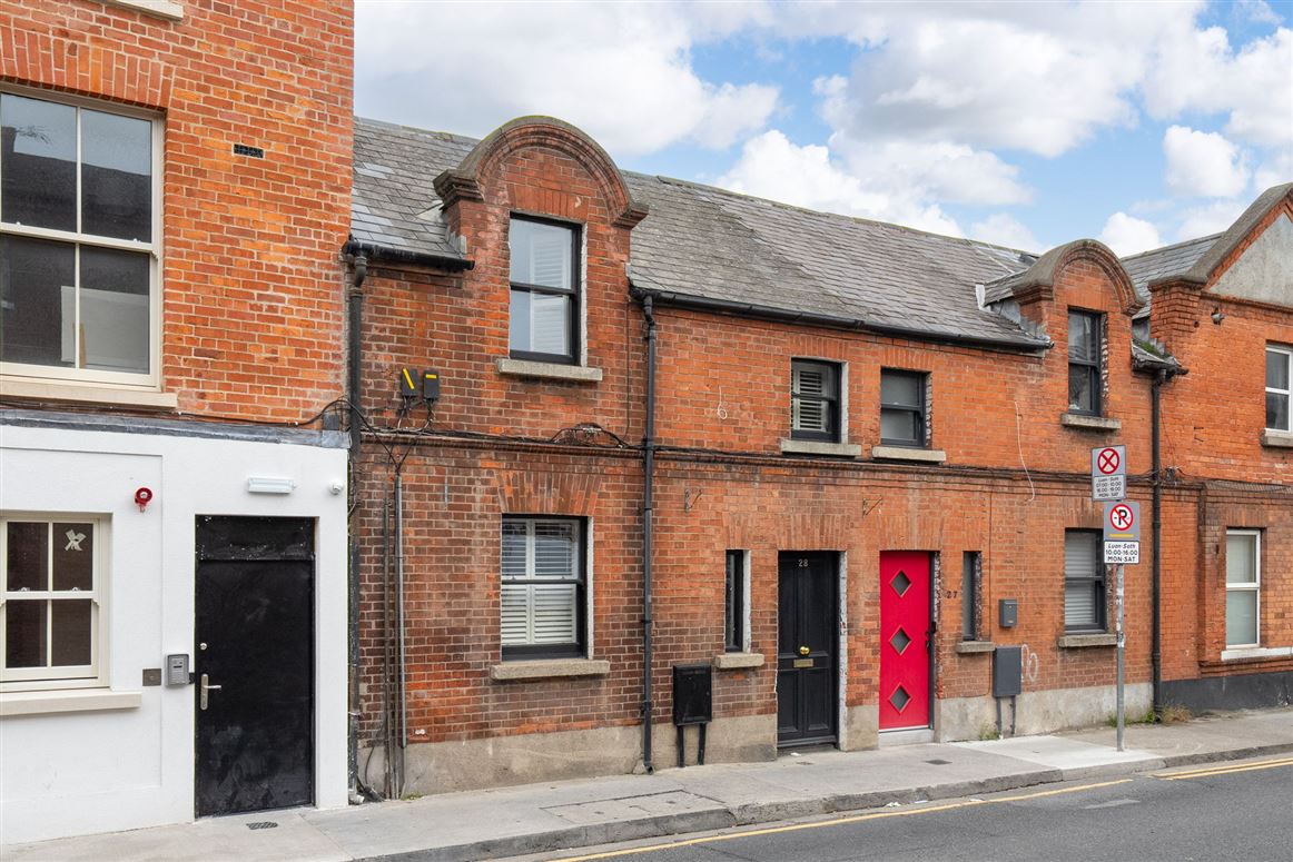 28 The Coombe, South City Centre, Dublin 8