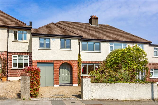 Main image for 33 South Ave, Mount Merrion,   County Dublin