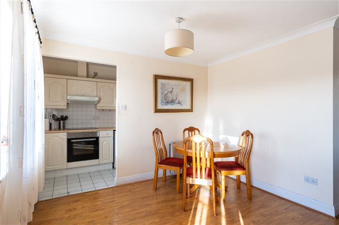 15, 64 Mountjoy Square, Mountjoy Square, Dublin 1