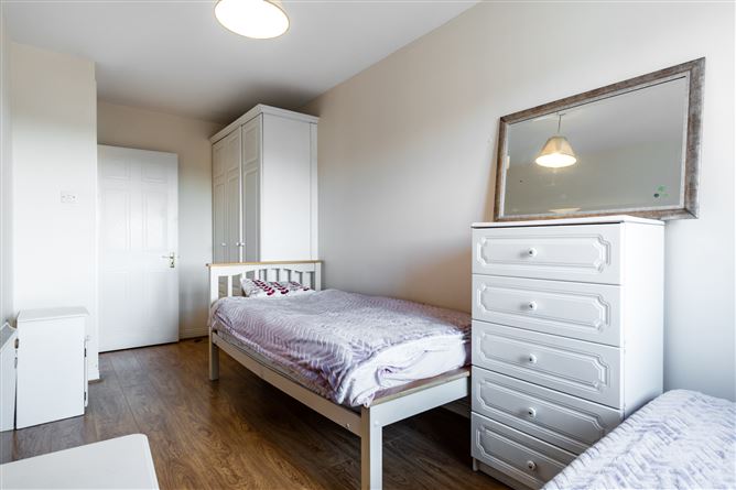 15, 64 Mountjoy Square, Mountjoy Square, Dublin 1