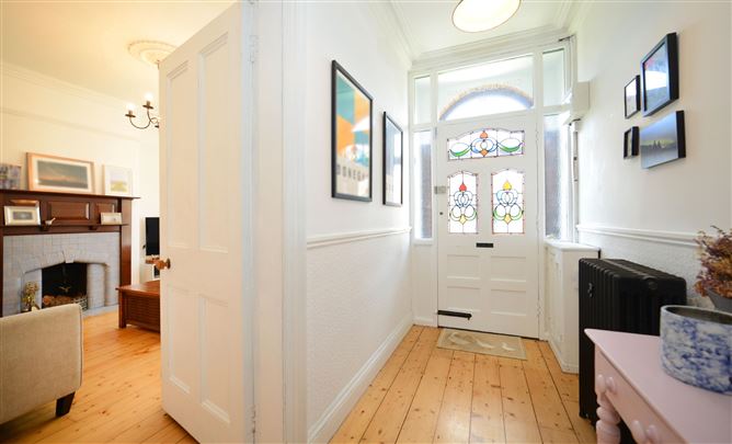 Cuil Ce Leabhair, 32 Drumcondra Road Upper, Drumcondra, Dublin