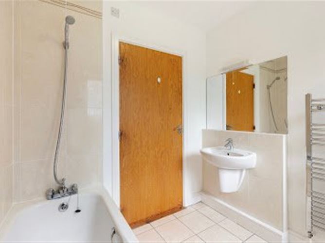 2A Belarmine Drive, Stepaside, Dublin 18
