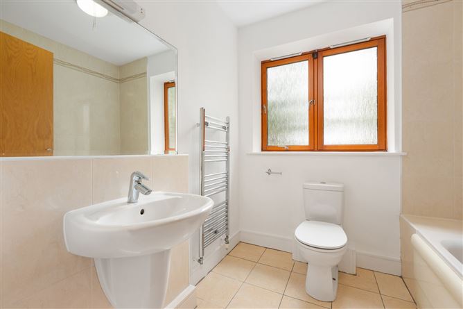 2A Belarmine Drive, Stepaside, Dublin 18