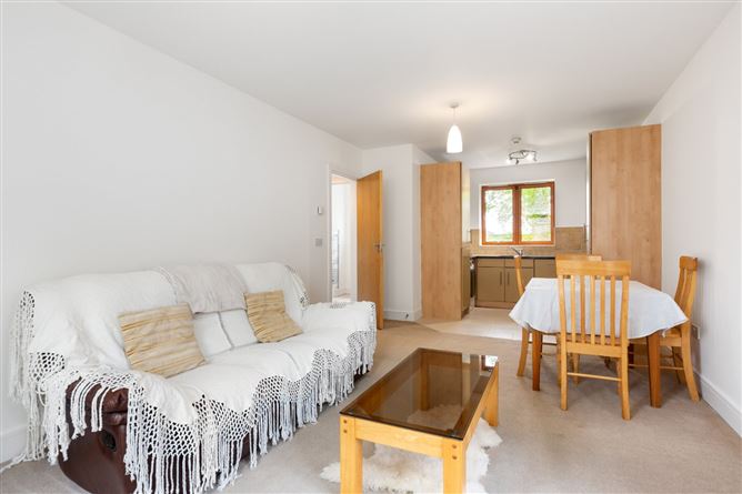 2A Belarmine Drive, Stepaside, Dublin 18