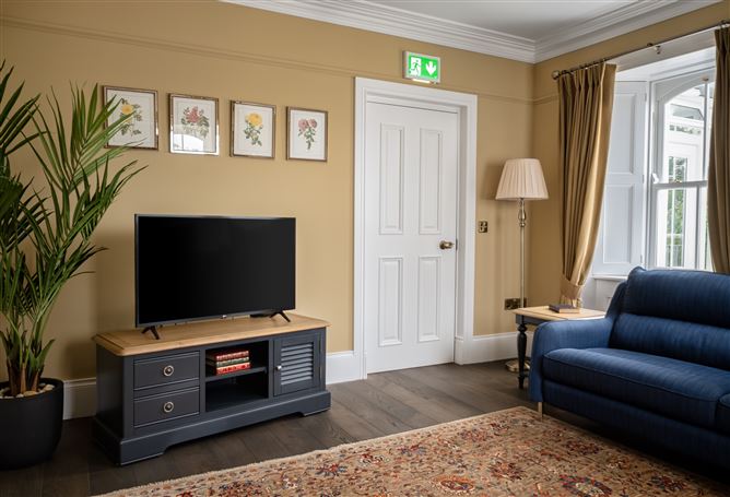 Grove House Schull ,Vacation Rental in Cork, Ireland