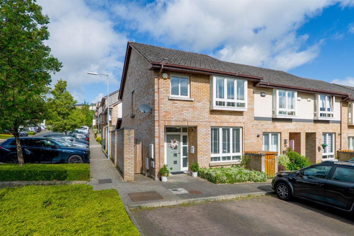 15 Belarmine Place, Stepaside, Dublin 18