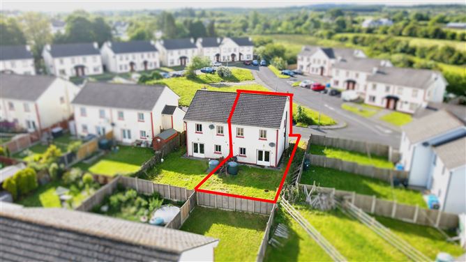 Photo 28 of 32 — 15 River Oaks, Ballaghaderreen, Roscommon