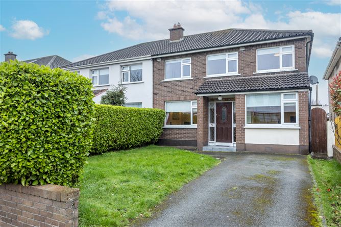 https://photos-a.propertyimages.ie/media/6/1/9/5026916/488f4e7e-8a43-49be-a207-df69f5dee2c4_l.jpg