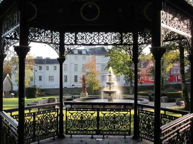 18 Railway Gardens, Lismore, Waterford