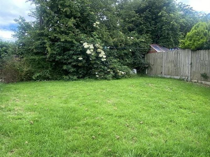 5 Rockview, Deerpark Road, Cashel, Tipperary