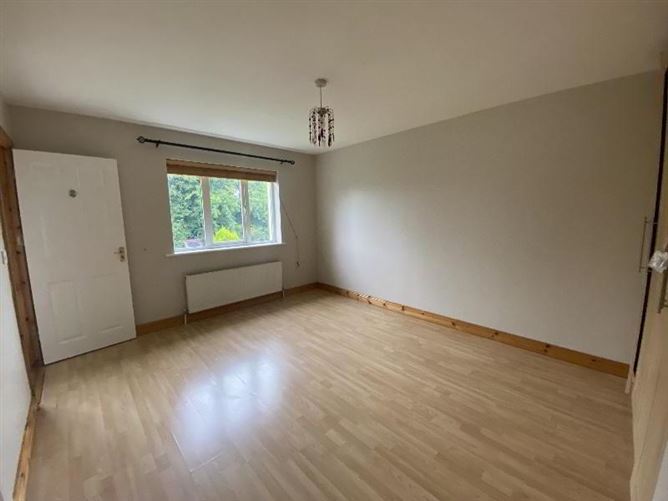 5 Rockview, Deerpark Road, Cashel, Tipperary
