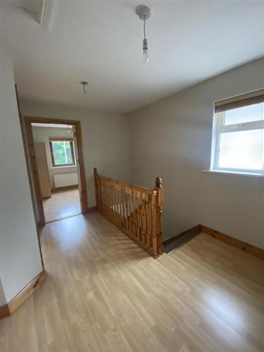 5 Rockview, Deerpark Road, Cashel, Tipperary