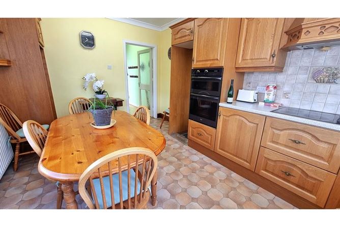 18 St Joseph's Road, Greenhills, Dublin 12