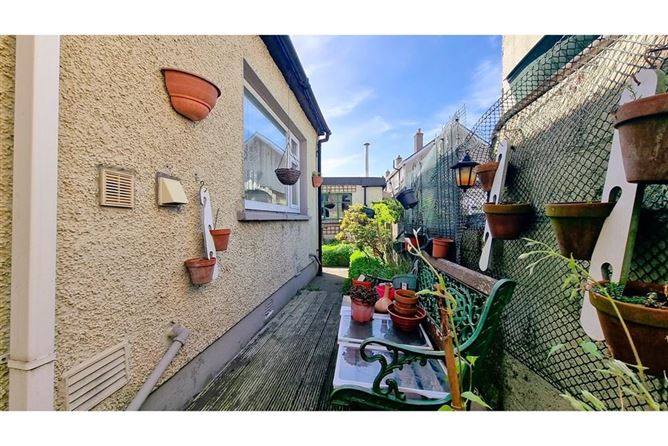 18 St Joseph's Road, Greenhills, Dublin 12