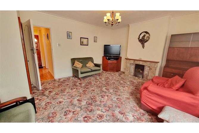 18 St Joseph's Road, Greenhills, Dublin 12