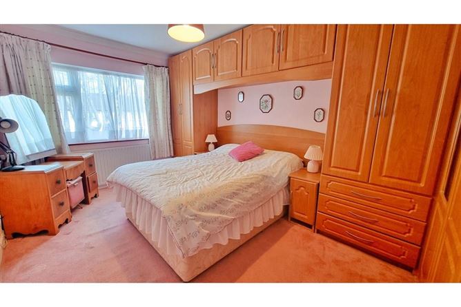 18 St Joseph's Road, Greenhills, Dublin 12