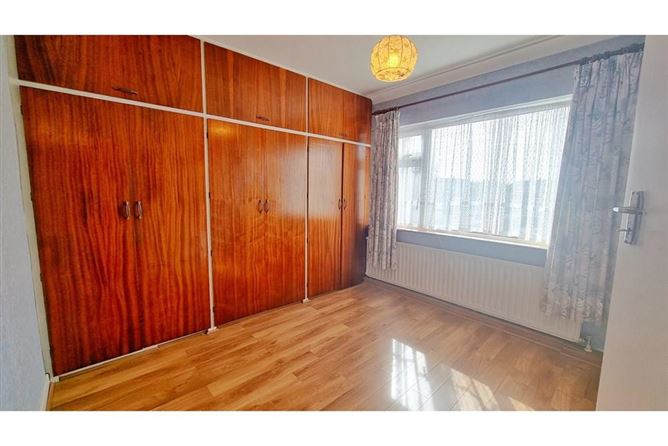 18 St Joseph's Road, Greenhills, Dublin 12