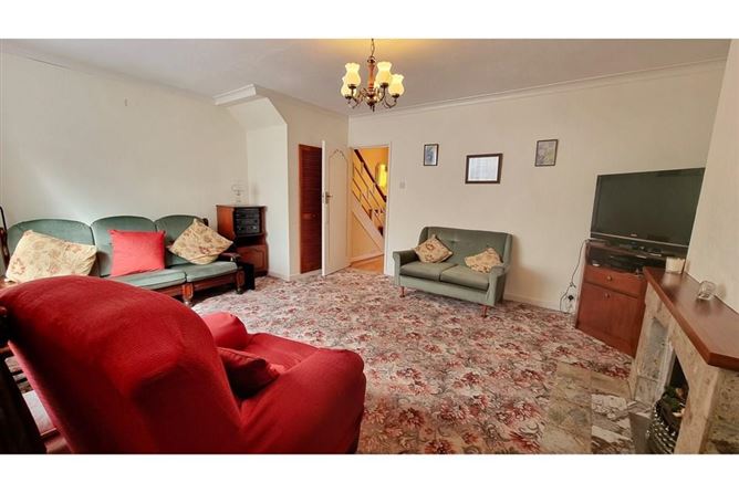 18 St Joseph's Road, Greenhills, Dublin 12