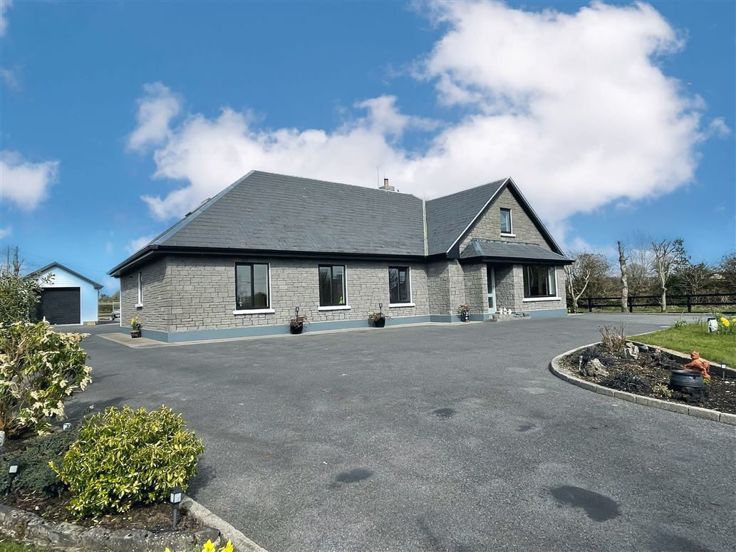 Gloves Middle, Athenry, Galway