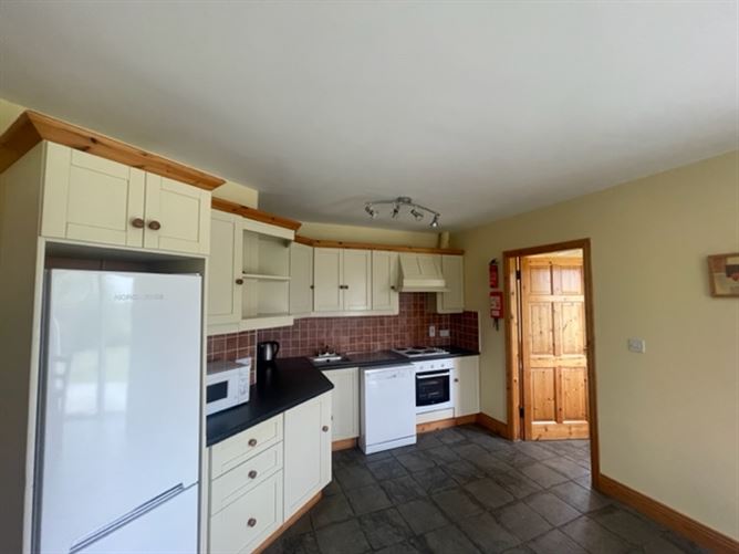 6 Doolin Holiday Cottages, Doolin, Clare