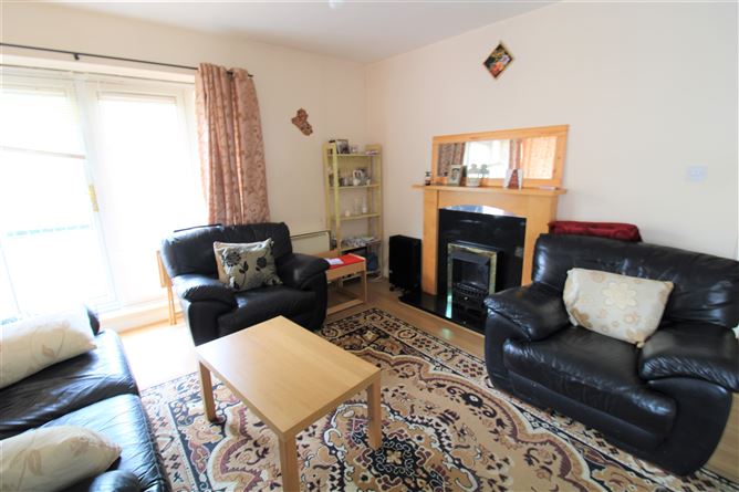 1 Scariff House, Waterville, Blanchardstown,   Dublin 15