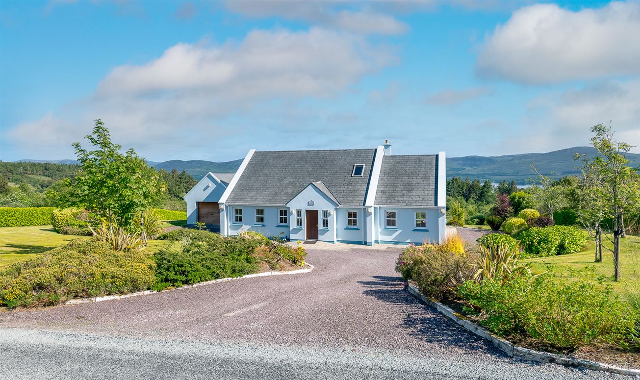 Rossacussane, Greenane, Kenmare, Co. Kerry Rossacussane, Greenane, Kenmare, Co. Kerry
