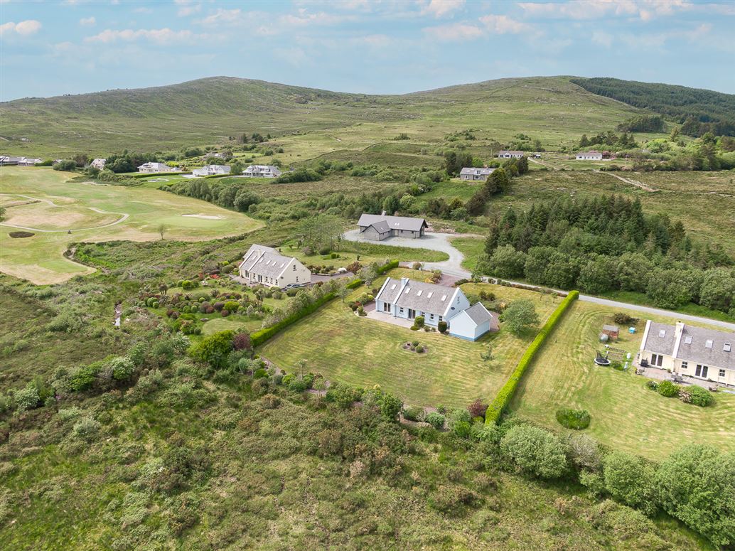 Rossacussane, Greenane, Kenmare, Co. Kerry Rossacussane, Greenane, Kenmare, Co. Kerry