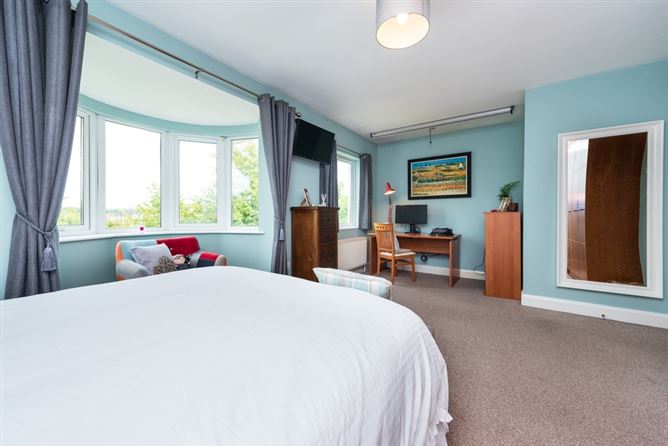 1 Oakglade Close, Naas, Co. Kildare W91XK4, KENAAS