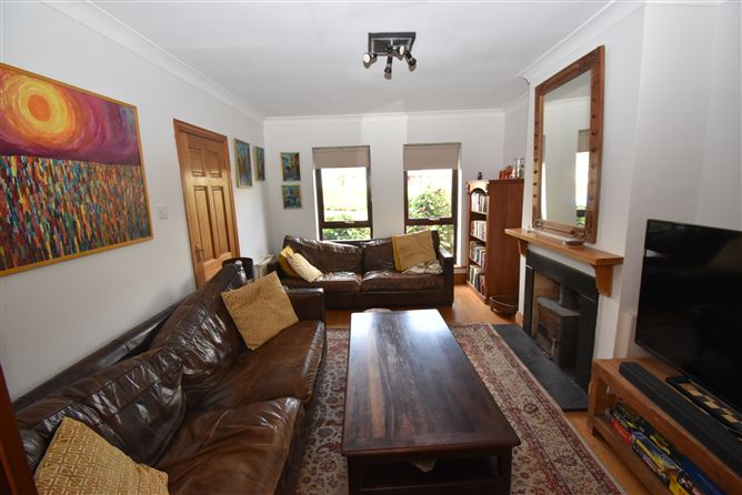 30 Somerville, Church Road, Carrigaline, Cork