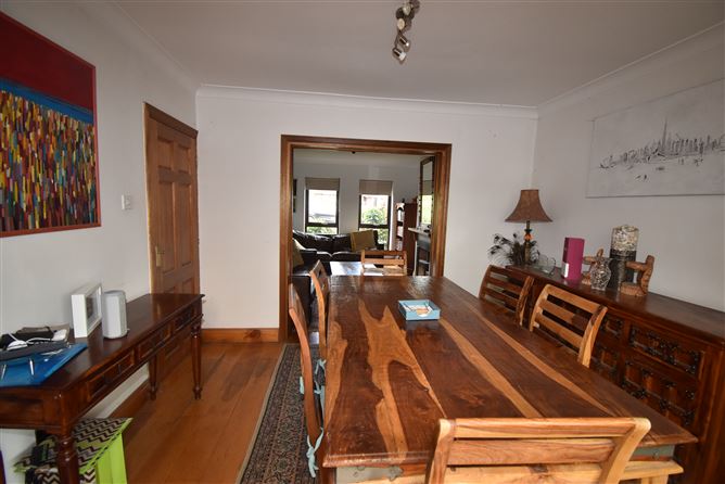30 Somerville, Church Road, Carrigaline, Cork