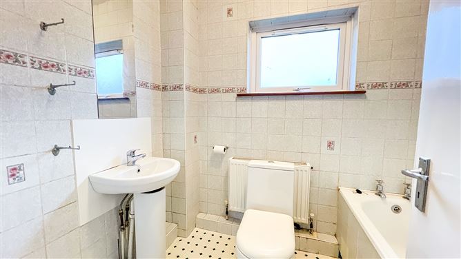 No. 17 Loreto Avenue, Freshford Road, Kilkenny, Kilkenny