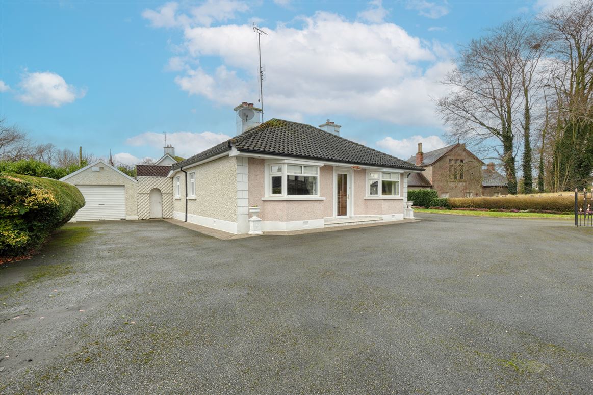 Santa Maria, Main Street, Abbeyleix, Co. Laois