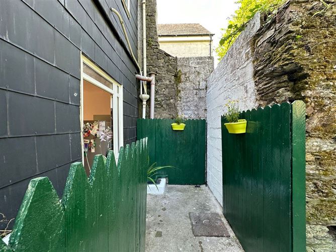Photo 26 of 31 — The Slate House, 1 Newman's Mall, Kinsale, Cork