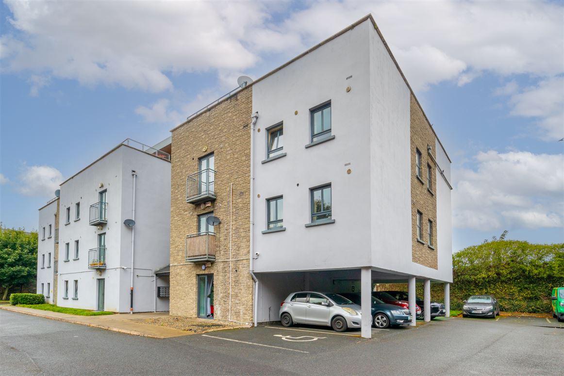 12 Nicholas Court, Dundalk, Co. Louth