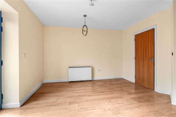 12 Nicholas Court, Dundalk, Co. Louth