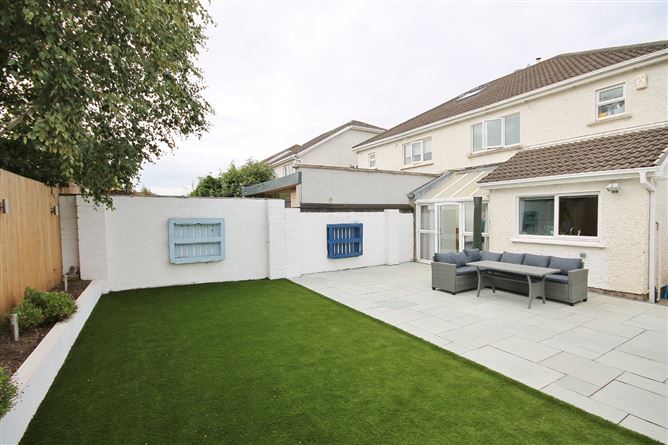 20 Haydens Park Grove, Lucan, Co. Dublin
