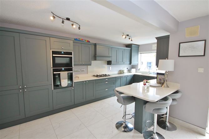 20 Haydens Park Grove, Lucan, Co. Dublin