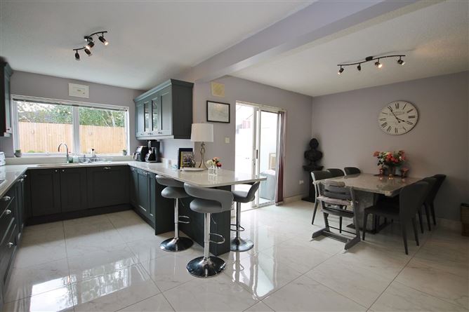 20 Haydens Park Grove, Lucan, Co. Dublin