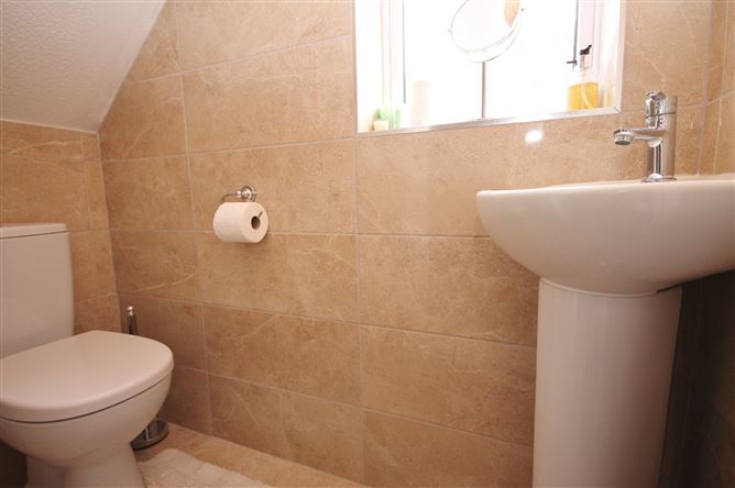 20 Haydens Park Grove, Lucan, Co. Dublin