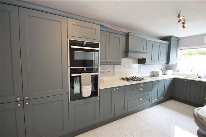 20 Haydens Park Grove, Lucan, Co. Dublin