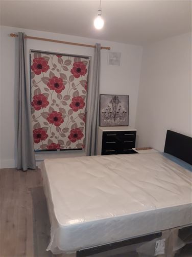 14 Gandon Hall, Gardiner Street, Dublin 1