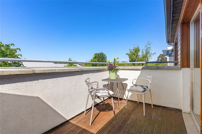 4 Brennanstown Square, Cabinteely, Dublin 18