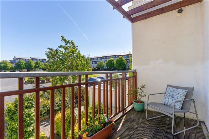4 Brennanstown Square, Cabinteely, Dublin 18