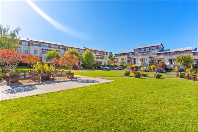 4 Brennanstown Square, Cabinteely, Dublin 18