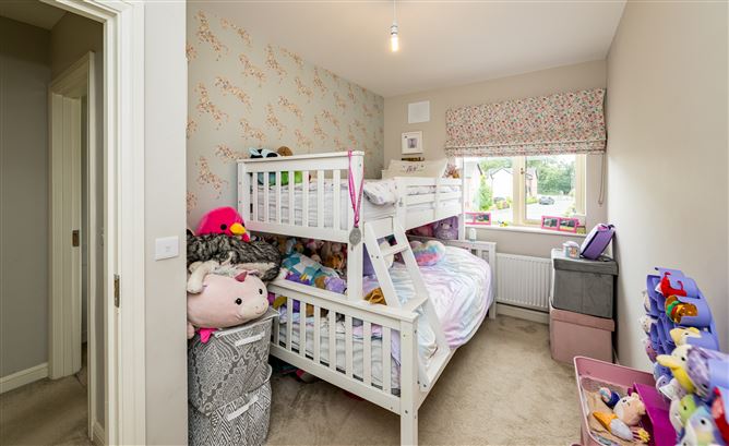 5 Cois Glaisin Crescent, Navan, Meath